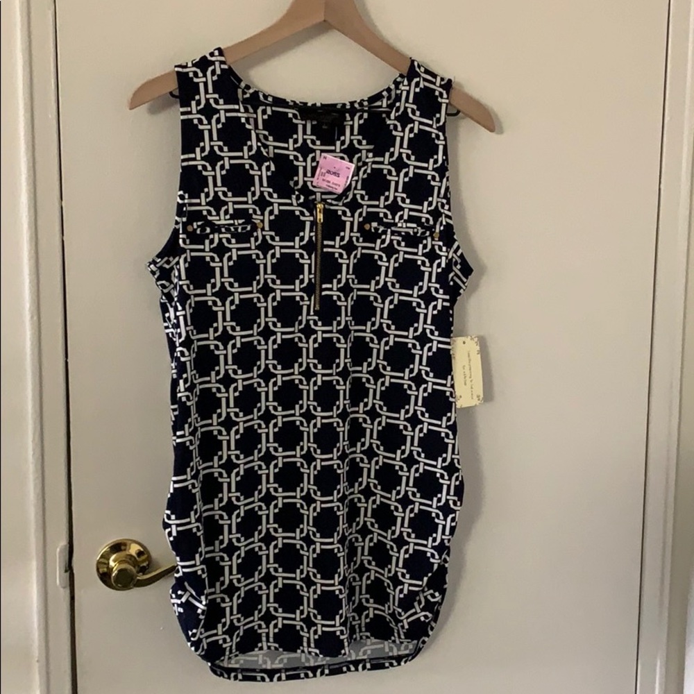 Patterned maternity blouse